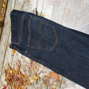 Used- men levi 508 jeans size w 33 and l 30